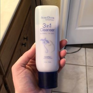SeneGence SeneDerm 3 in 1 cleanser